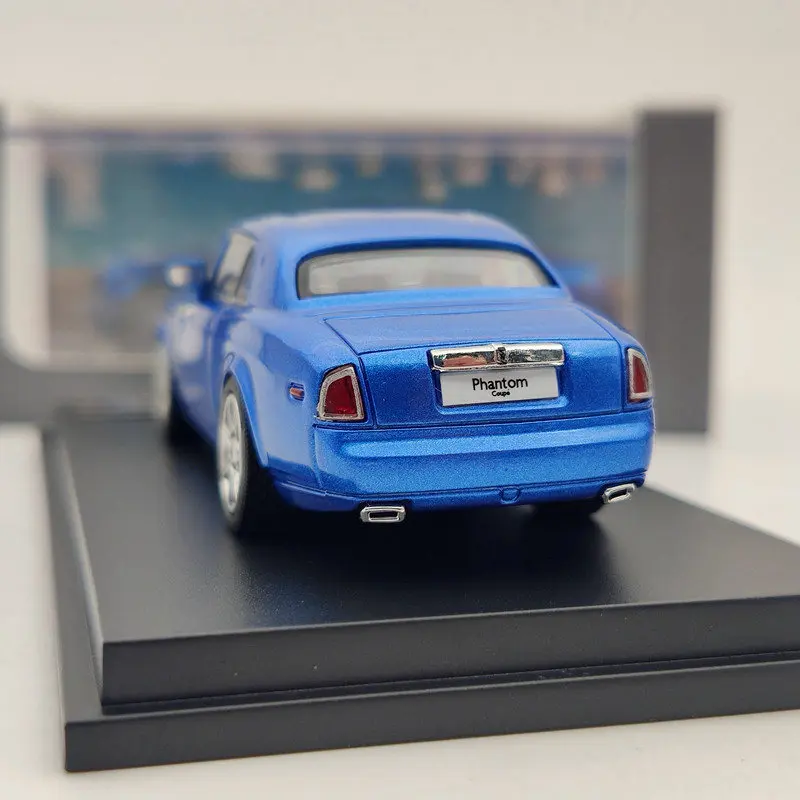1:64 для R ~ ls ce Phantom Coupe DC8801 синие литые модели ограниченной коллекции| |