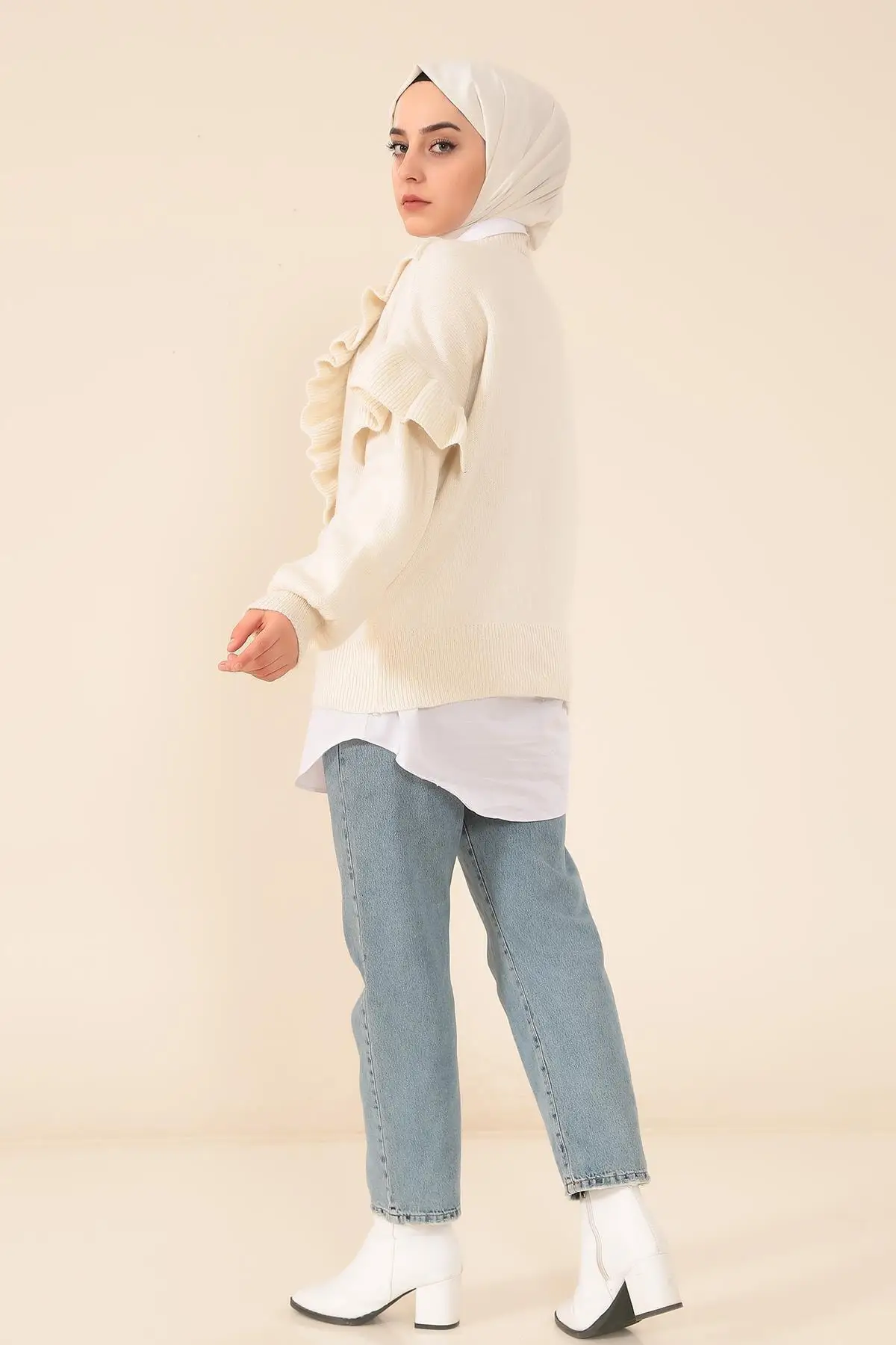 

Kazakh frilled sleeves Balloon Women Muslim Sweater