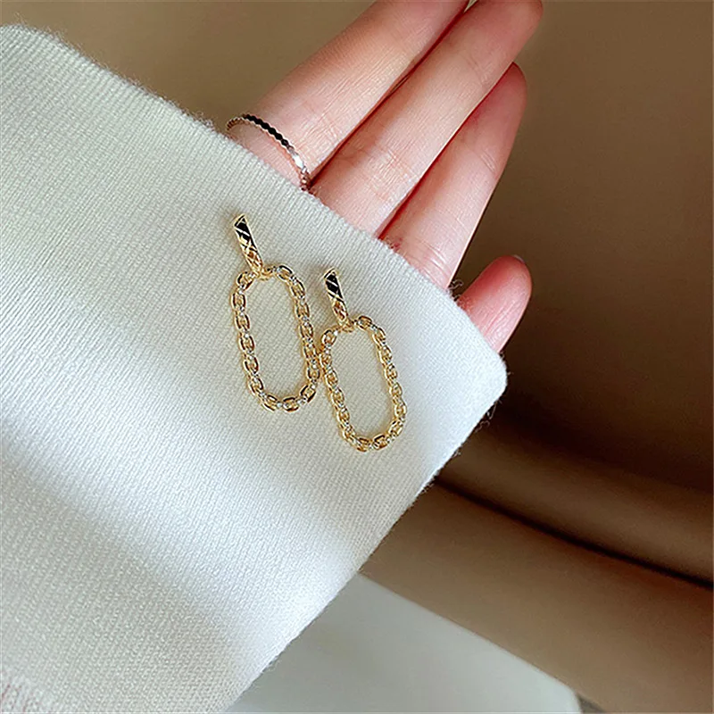 

2020 New Arrival Vintage Rhinestone Square Zircon Geometric Dangle Earrings For Women Fashion Gold Color Metal Party Gifts