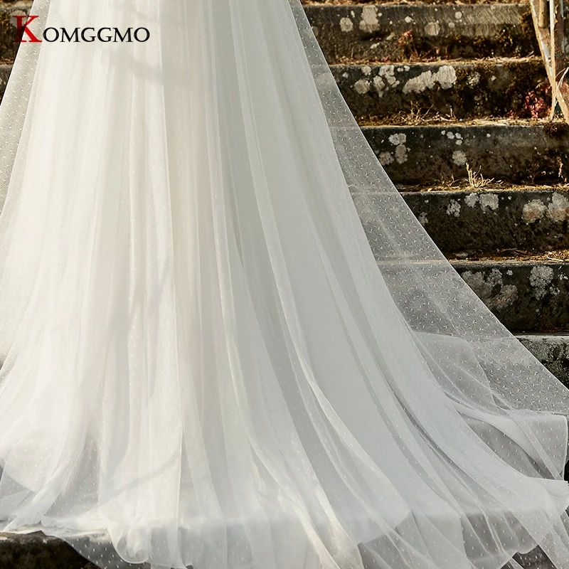 

Embroidery Appliques Tulle Court Train Backless A-Line Wedding Dress 2021 New Arrival Deep V-Neck Flare Sleeve Bridal Gown
