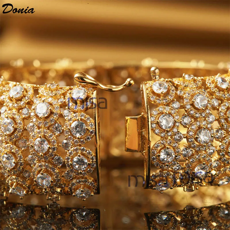 Ювелирные изделия Donia изысканный и простой браслет трехцветный полный круг AAA