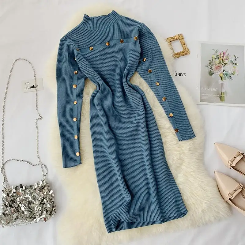 Теплое женское платье свитер зимняя винтажная одежда облегающее белого цвета на