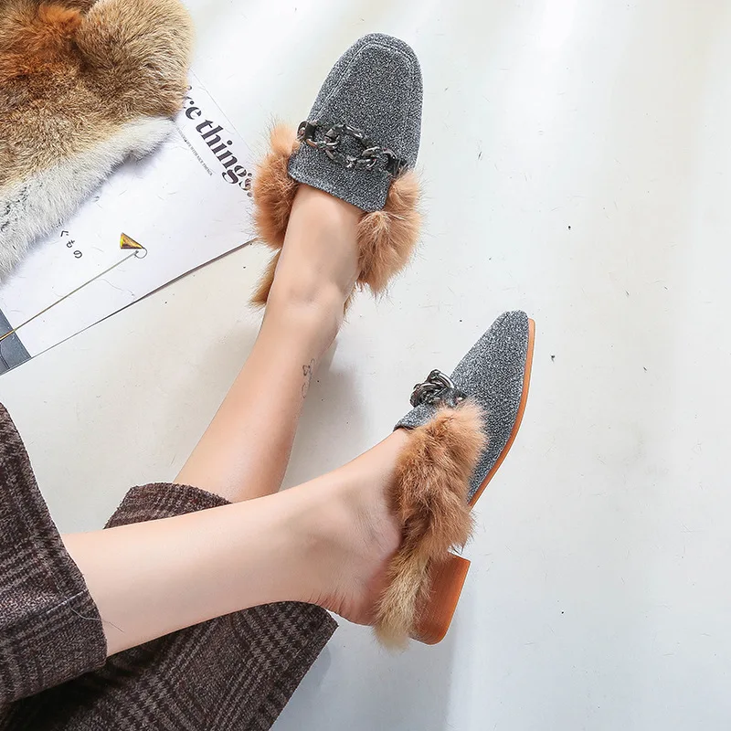 С закрытым носком и на Женские тапочки 2019 Покемон плюшевые Роскошные шлепанцы