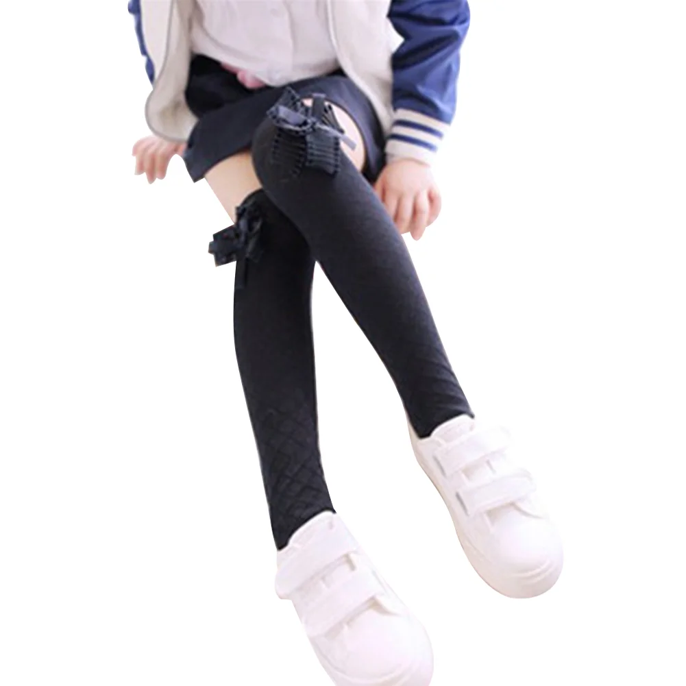 

Чулки для маленьких девочек, украшенные стразами, с узором в сеточку, с бантиком; От 2 до 8 лет для детей; Сезон осень-зима; Хлопковые гольфы; Ге...