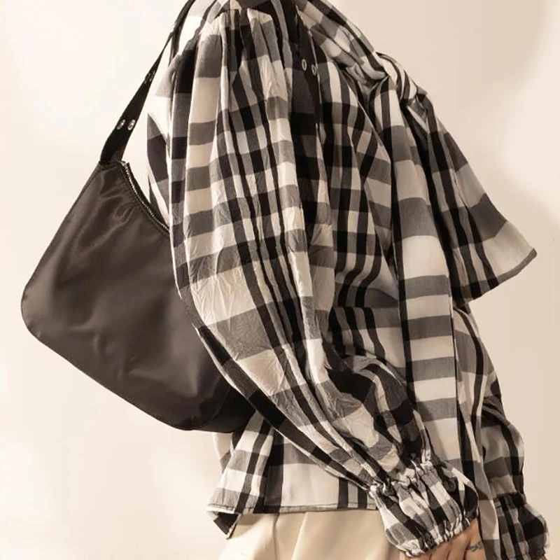 

Fashion Simple Cool Black Baguette Shoulder Bags for Women Waterproof Nylon Armpit Handbag Crossbody Small Messenger Bag Purse