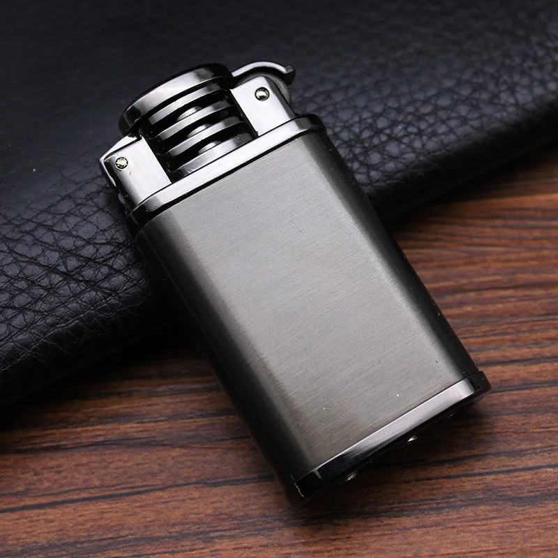 

2021 Compact Torch Lighter Free Fire Butane Gas Metal Cigarette Shaped Lighter Grinding Wheel Pocket Lighter Smoking Accessories