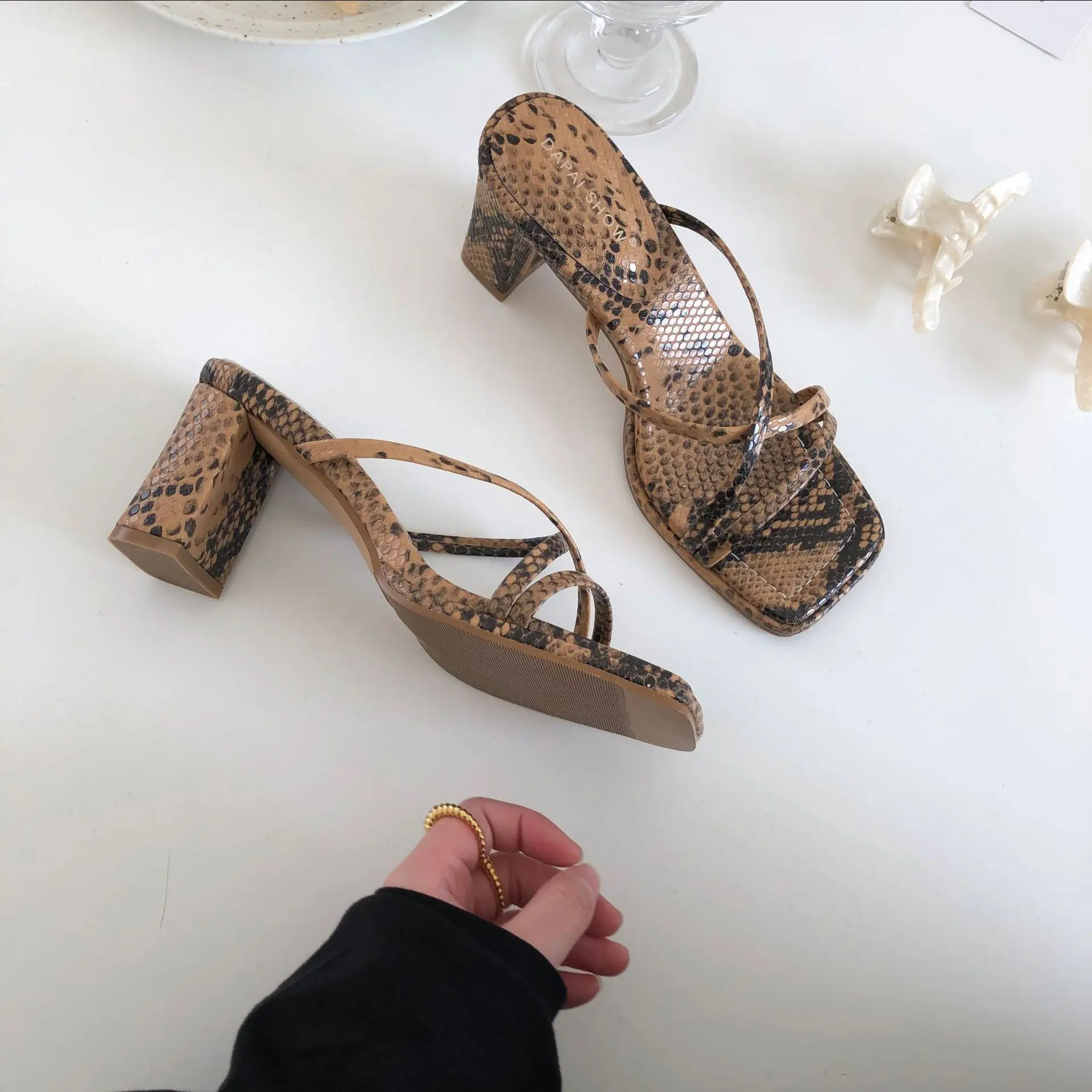 

Slippers Casual Female Shoes Square heel Slides Med Women Heels Luxury 2021 Block High Rome Rubber Fashion Fabric Pumps Toe