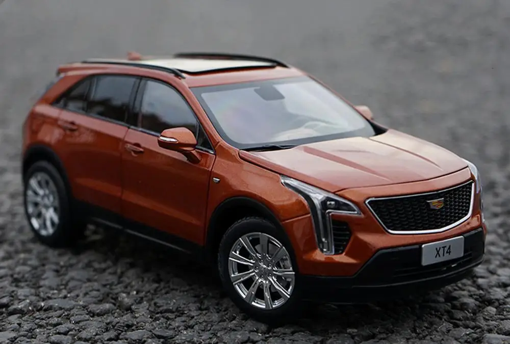 1/18 масштаб CADILLAC XT4 SUV коричневый литье под давлением модель автомобиля коллекционная игрушка подарок