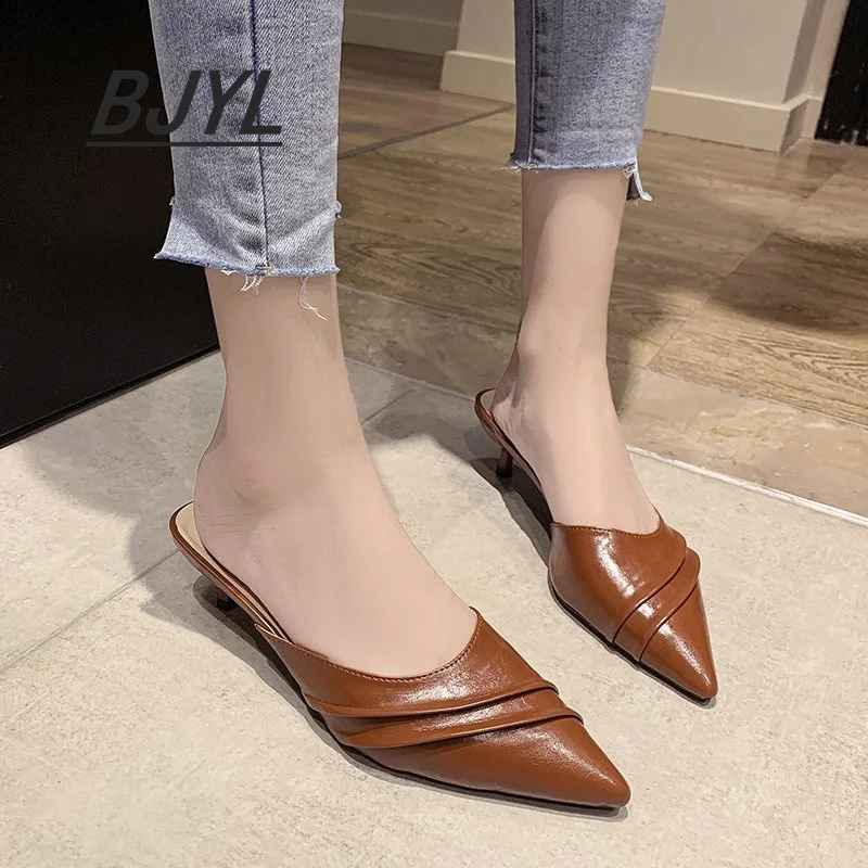 

Baotou slippers women 2021 summer new fashion pointed casual folds outside the word wear lazy mid-heel slippers women