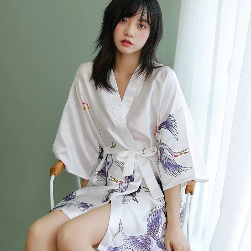 

Халат-кимоно Женский атласный, длинная Пижама для невесты, подружки невесты, с цветочным принтом, на лето