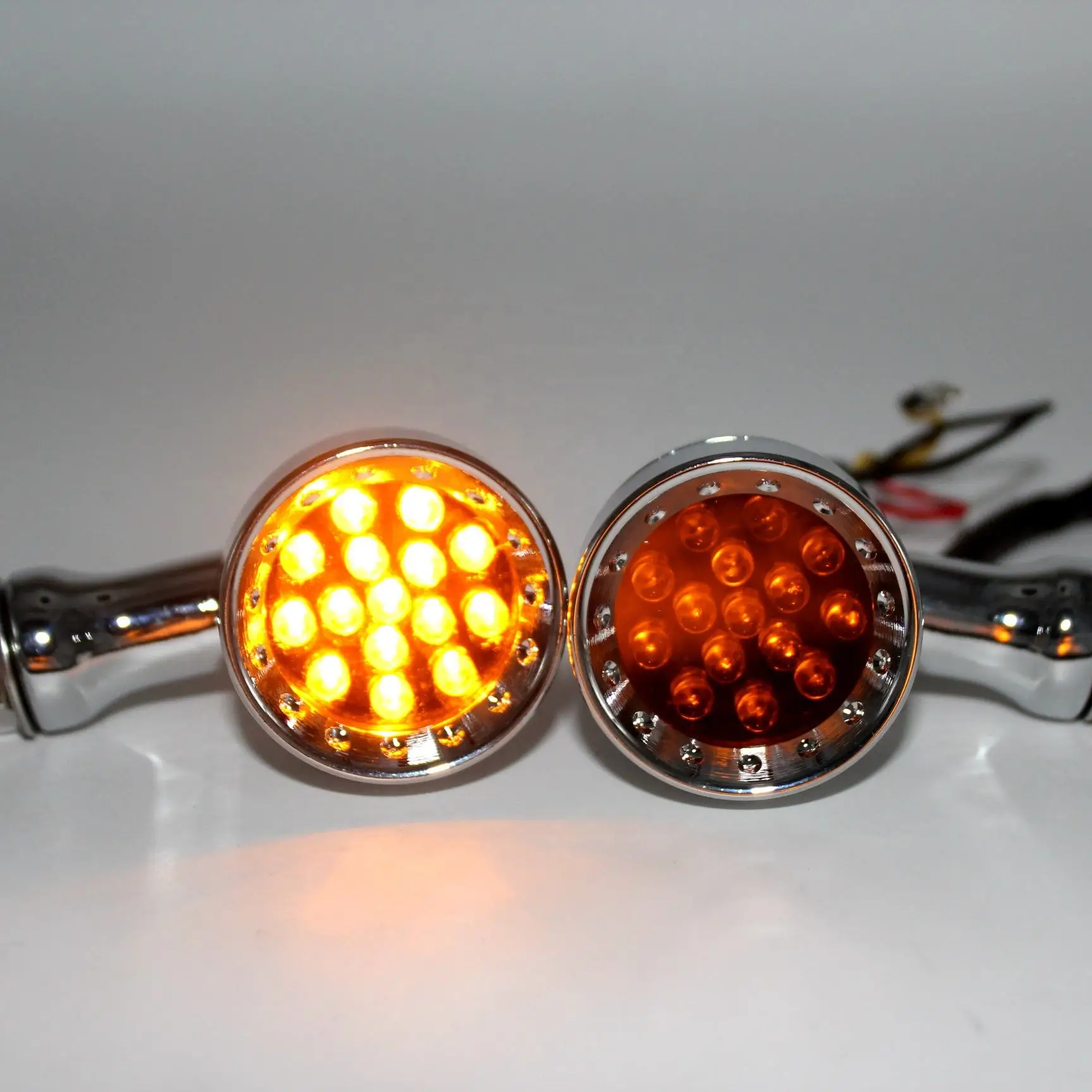 

High Quality Chrome Alloy LED Motorcycle Turn Signal Lights For Harley Chopper Bobber