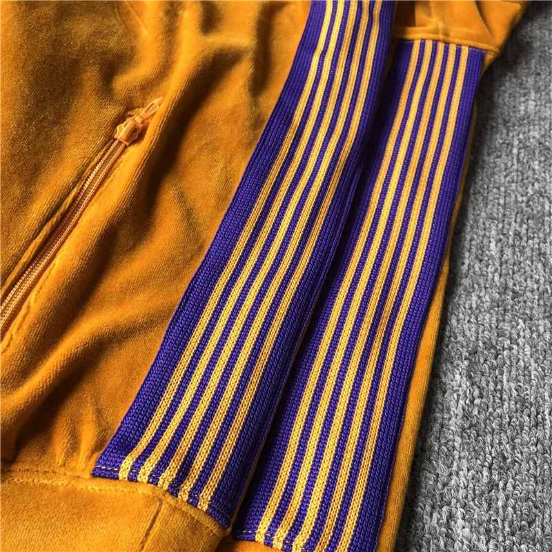 

Yellow Velvet AWGE Needles Jacket Men Women Striped Butterfly Embroidery AWGE Jackets Streetwear Needles AWGE Coat