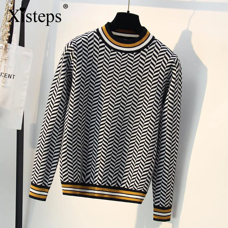 Женский вязаный свитер Xisteps черный в клетку с длинным рукавом и круглым вырезом