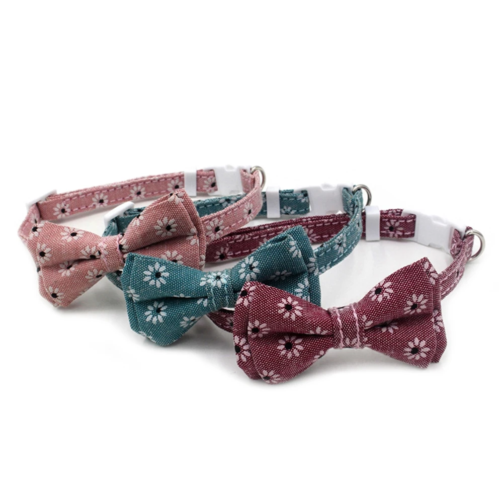 

Lovely Small Cat Collar Soft Fabric Flower Printed Kitten Necklace Adjustable Pet Collars For Kitten Kitten