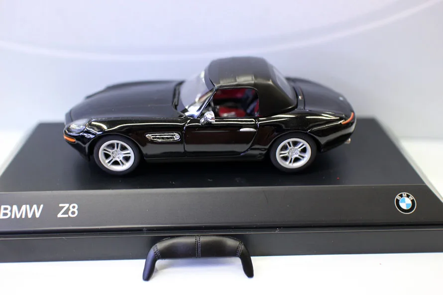 Новые литая модель автомобиля 1/43 масштаб BMMW Z8 в Carboneblack met игрушечные машинки для