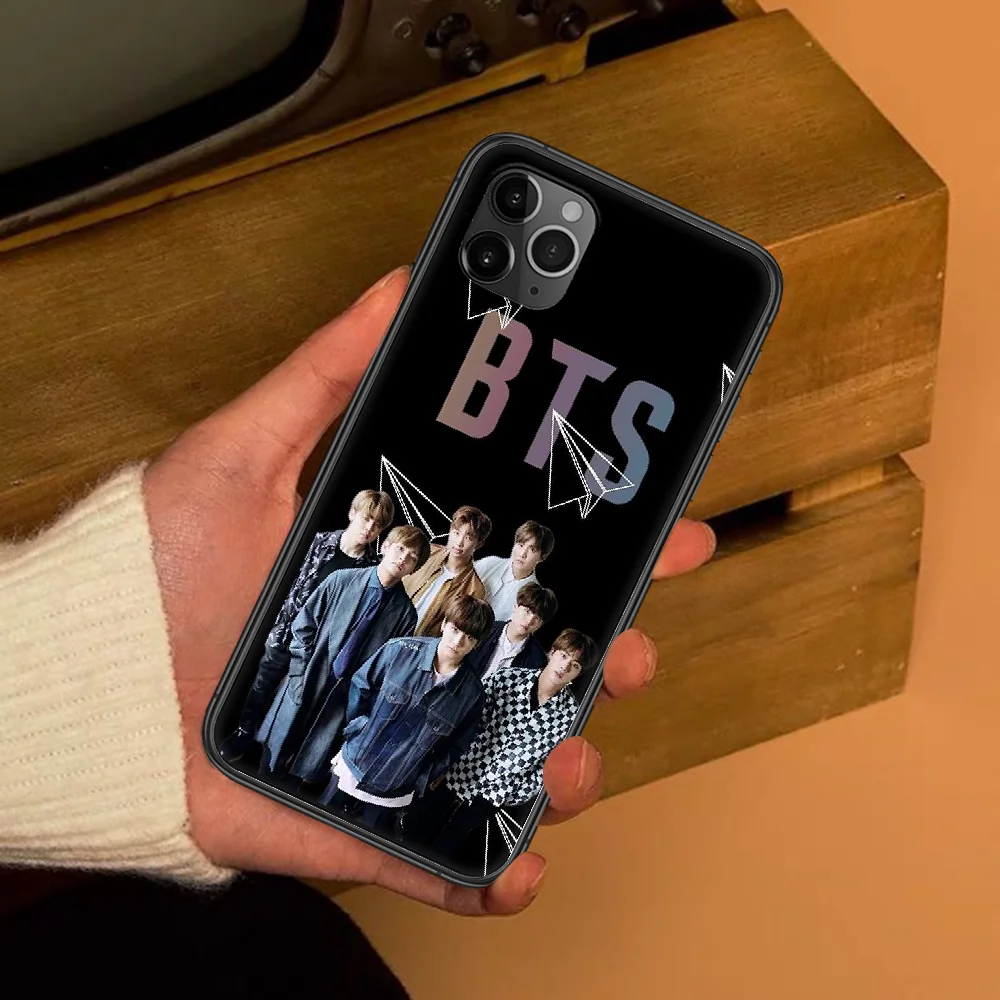 

Bangtan Boys Kpop Band Phone Case Cover Hull For iphone 5 5s se 2 6 6s 7 8 12 mini plus X XS XR 11 PRO MAX black art funda soft