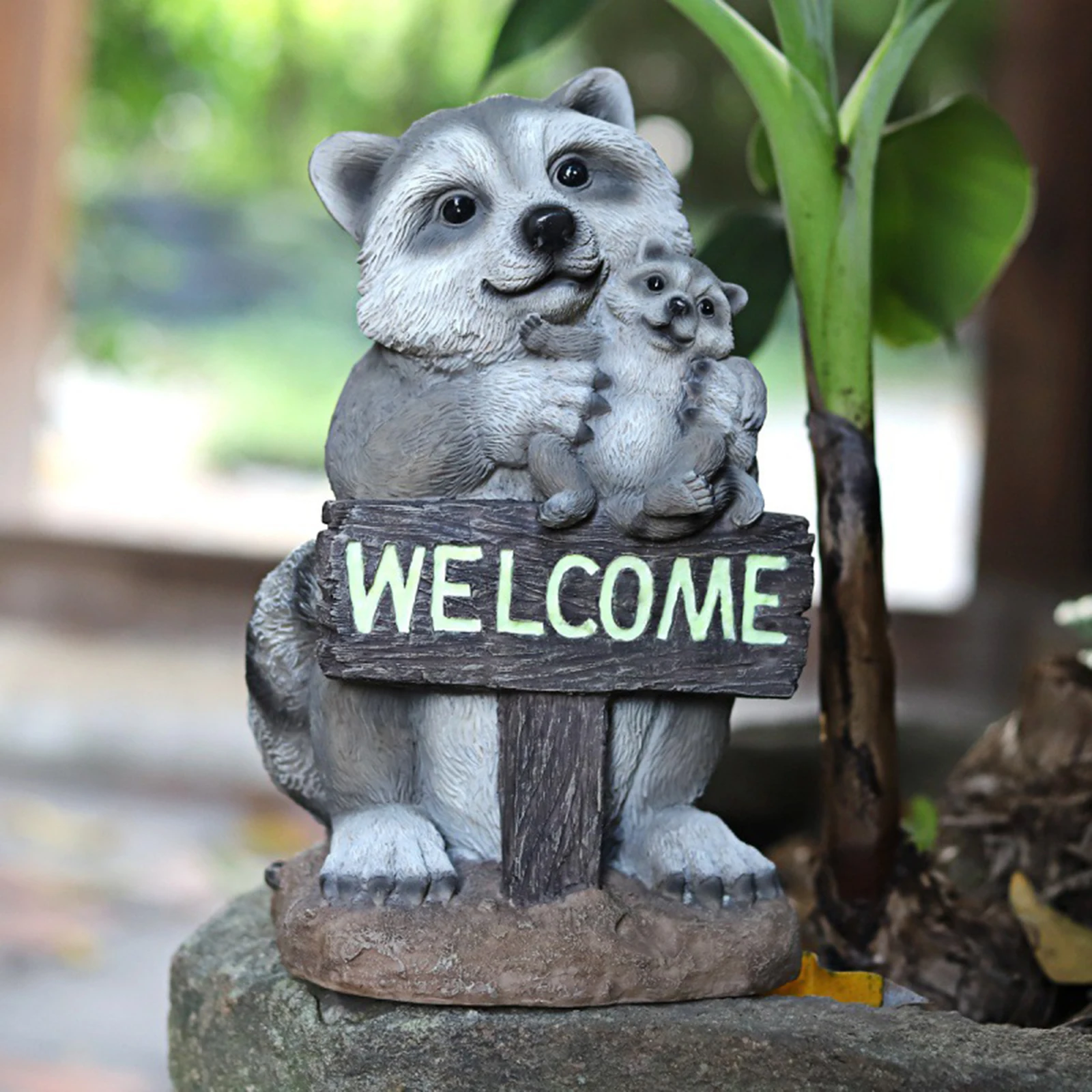

1pc Garden Raccoon Statue Outdoor Indoor Porch Decoration Hand Painted