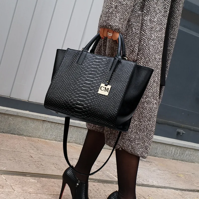 

100% Сумки из натуральной кожи 2021 новая портативная женская простая сумка на плечо мессенджер универсальная модная сумка кошельки и сумочки ...