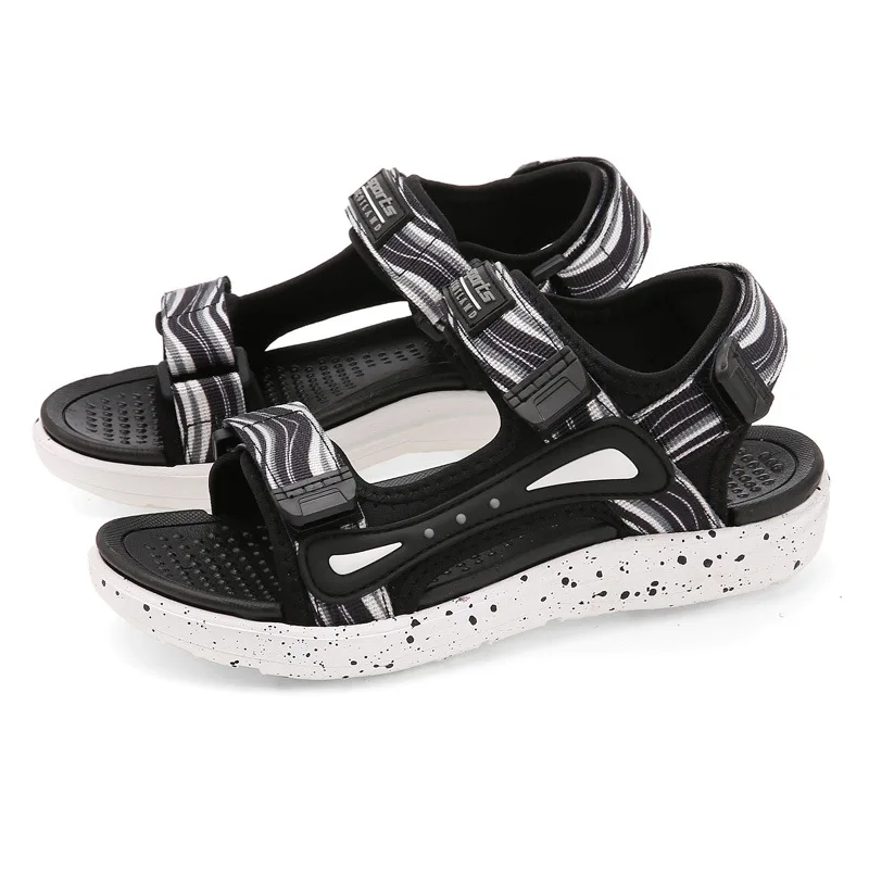 

2021 black red Children's shoes Sandals for children spring summer boys girls soft soles kids designer sandals