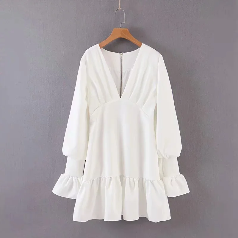 

Vintage White Women Dress 2020 New Autummer V Neck Flare Sleeve Ruffles High Waist A Line Holiday Female Party Dresses Vestidos