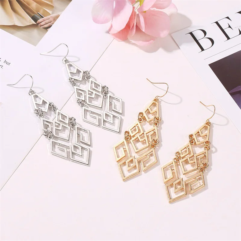 

New Fashion Gold Lattice Earrings for Women Vintage Oversized Pendant Earring 2021 Trend Female Party Jewelry Aretes