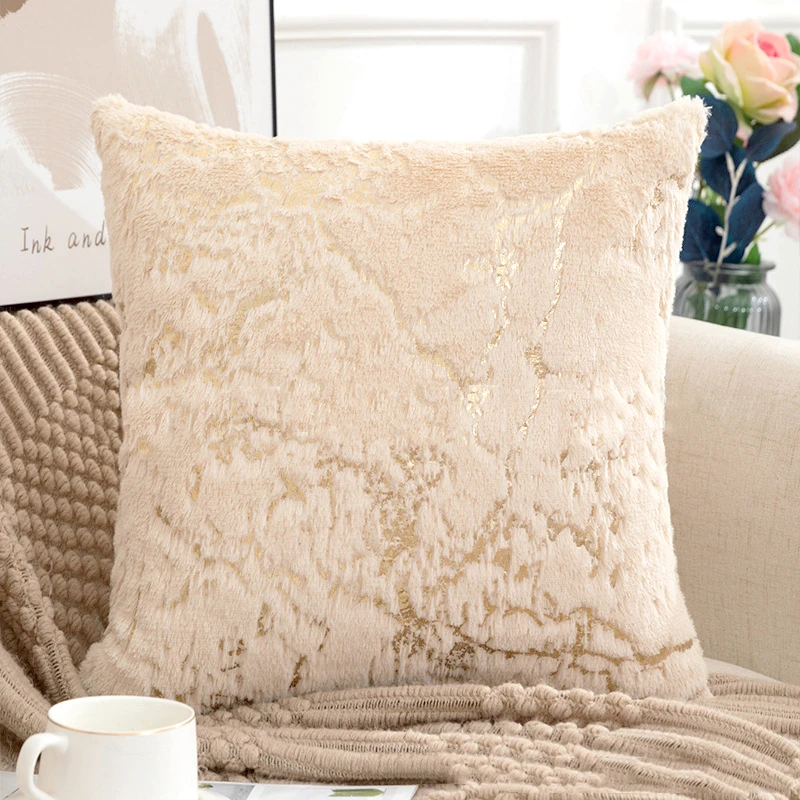 Меховой чехол для подушки декоративный супер мягкий Золотой плюшевый дивана