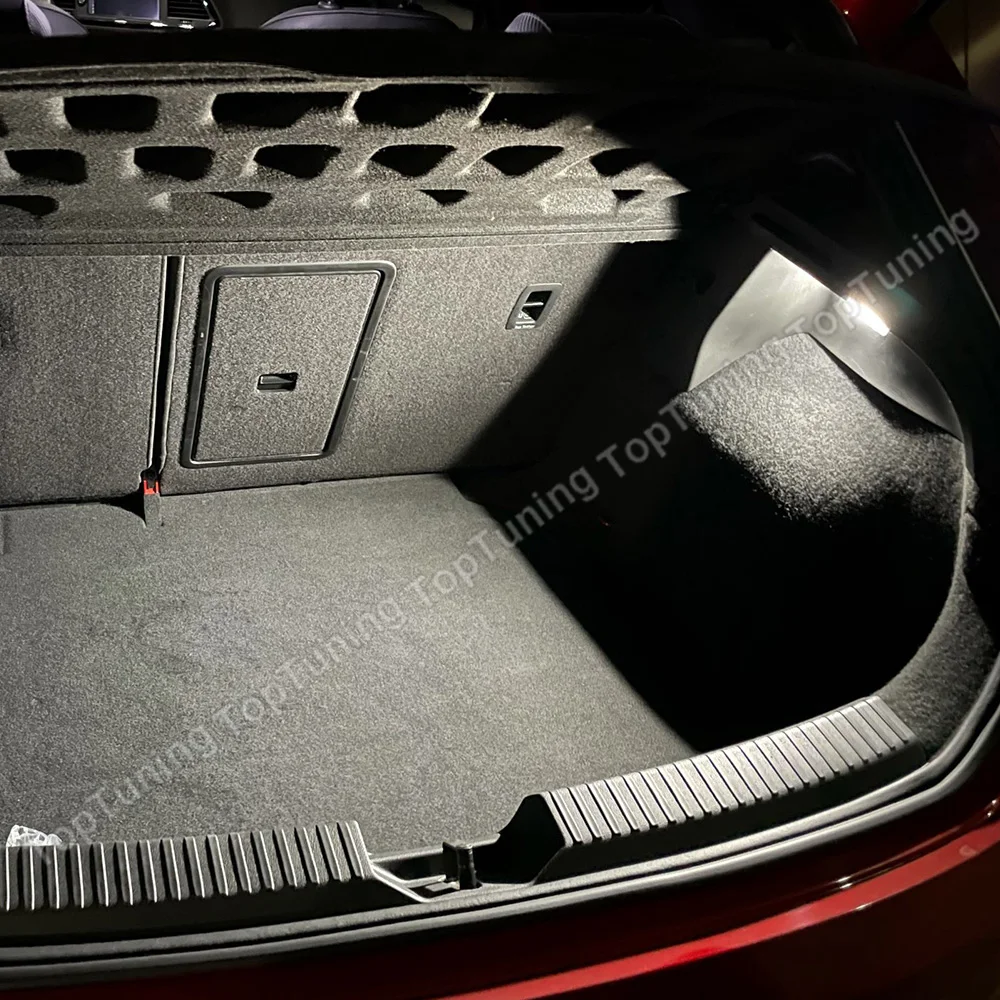 

For Ford Escape 13-20 Focus 12-18 C-Max 13-18 Transit Connect 14-18 LED Luggage Compartment Light 1PC White Trunk Lamp