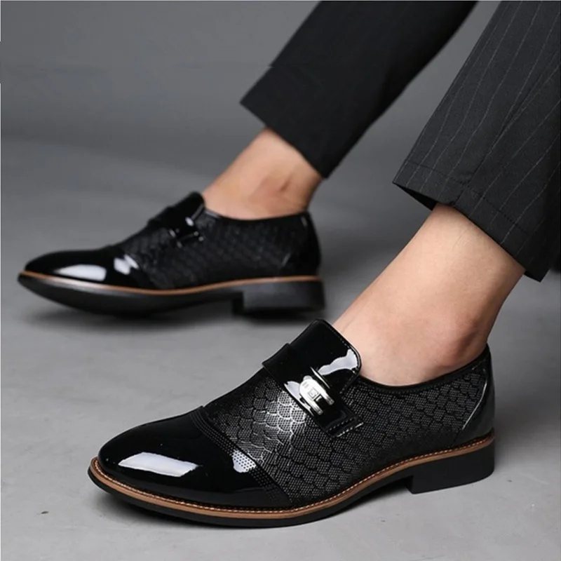 

Patent Leather Dress Shoes Men Formal Elevator Shoes For Men Loafers Men Winter Shoes Coiffeur Chaussure Homme Erkek Ayakkabi