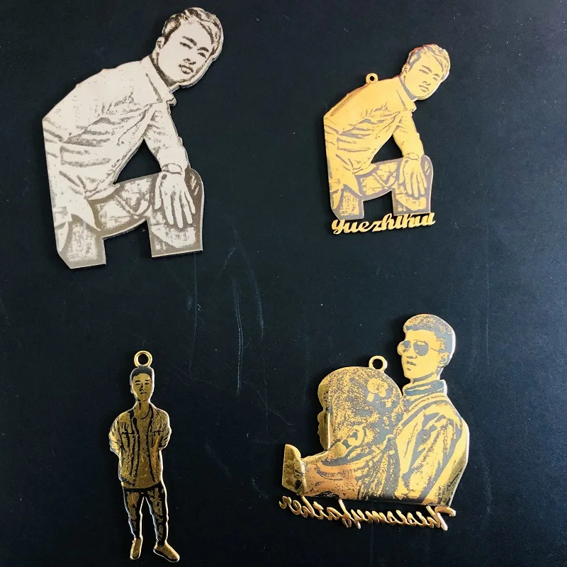 

Custom Gold Plate Cartoon Name Pendent Necklace For Kids Personal Photo Picture Necklace Chain Name Pendent for Family Gifts