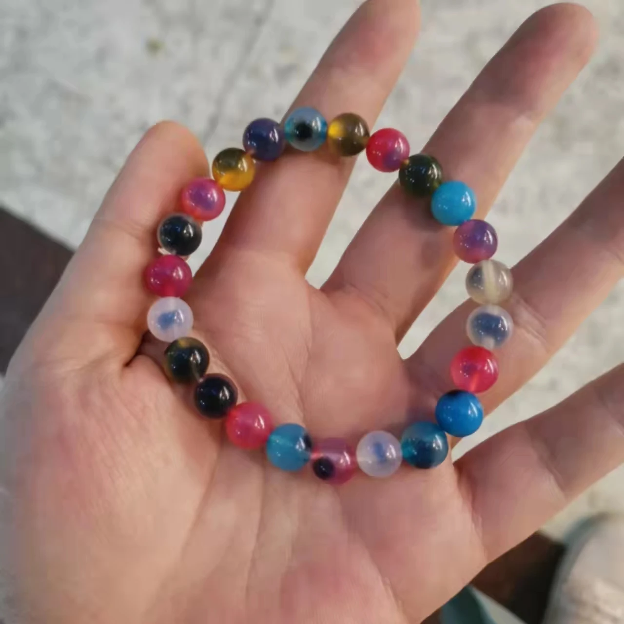 

1pcs/lot candy color beautiful charming colorful sugar heart agate heating changing mixed round bead bracelet taki jewelry gem