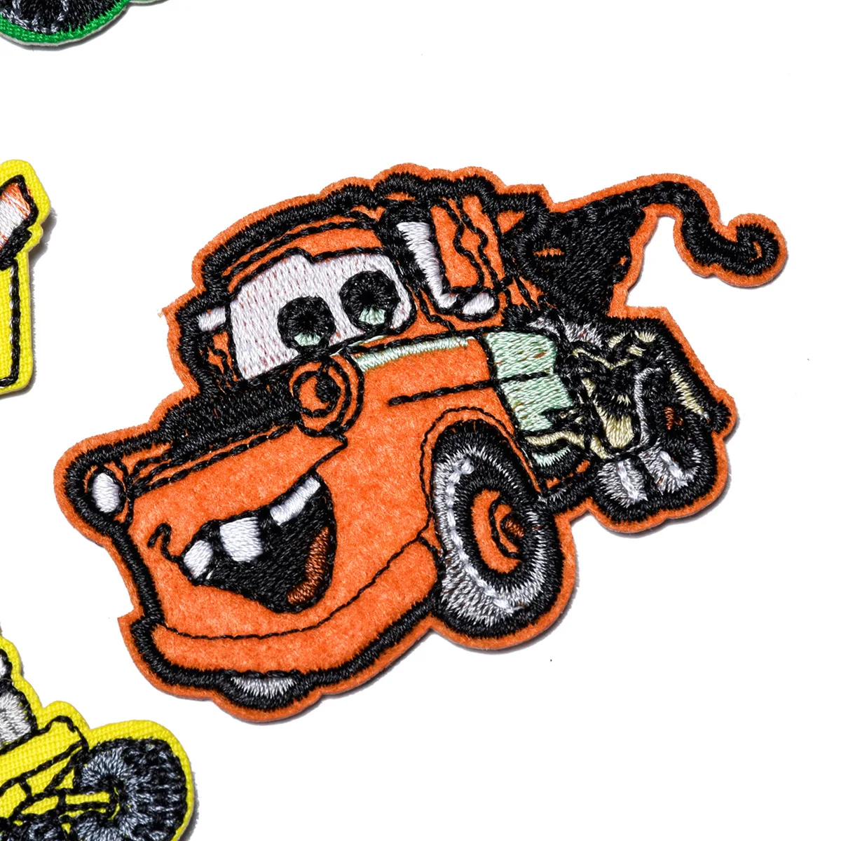 

2020 New Products in Stock Cute Cartoon Car Clothes Decoration Embroidery Label Truck Cloth Stickers Can Be Customized