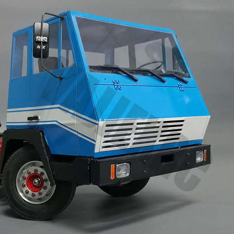 

Металлический Ретро-трактор версии для самостоятельной сборки кабины в масштабе 1/14