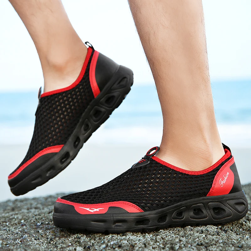 Hot Sale Summer Breathable Beach Sandals Men Women Aqua Shoes Outdoor Lightweight Mesh Sneakers for Man Trekking Men Water Shoes