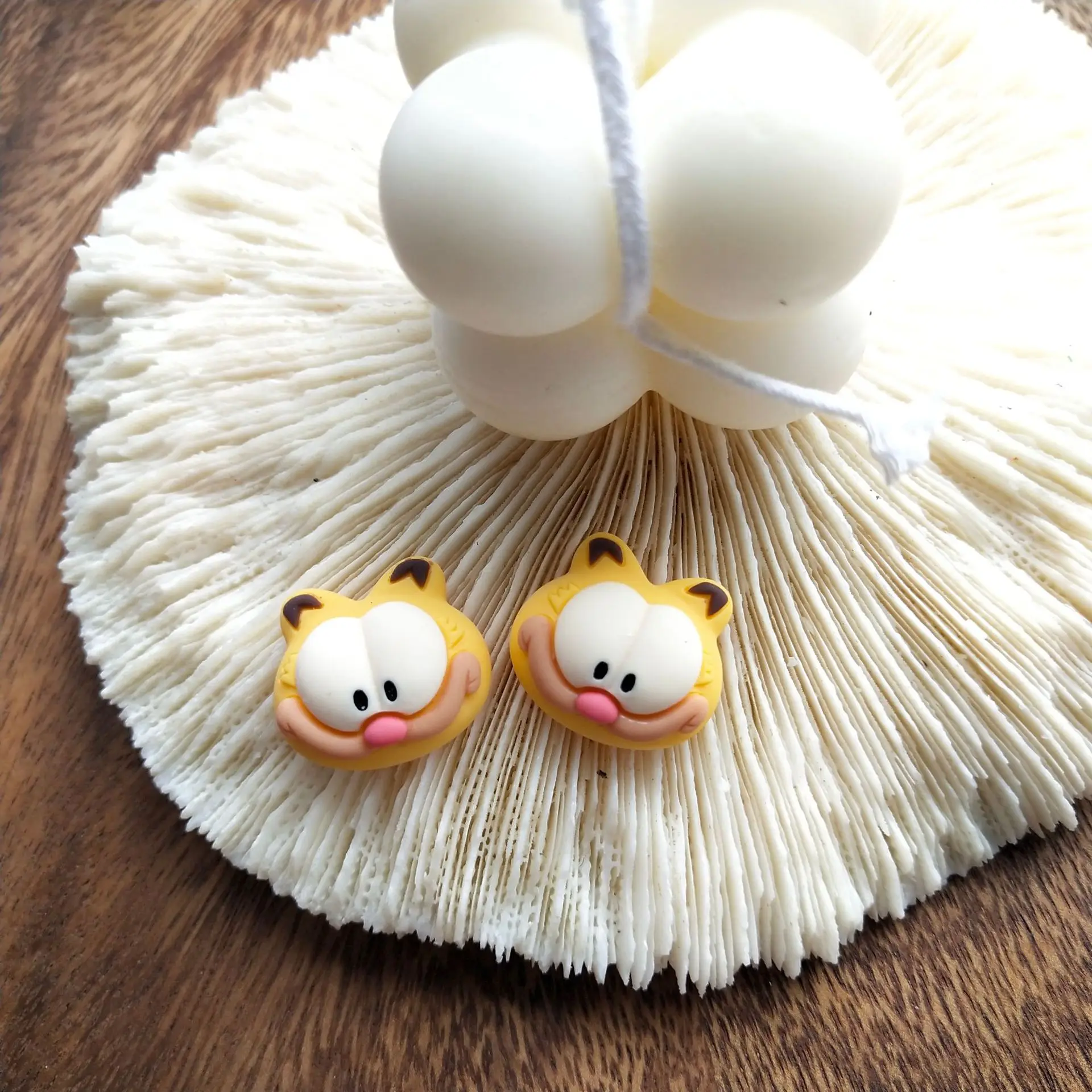 Забавные серьги 2020 для женщин голова кота из мультфильма полимерные со смайликом