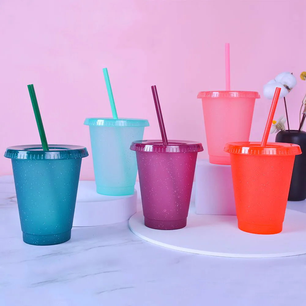 

500ml Glitter Flash Powder Water Bottle Portable Plastic Reusable Drinkware Shiny Drinking Cup With Straws Lid Kid Drinking Cup