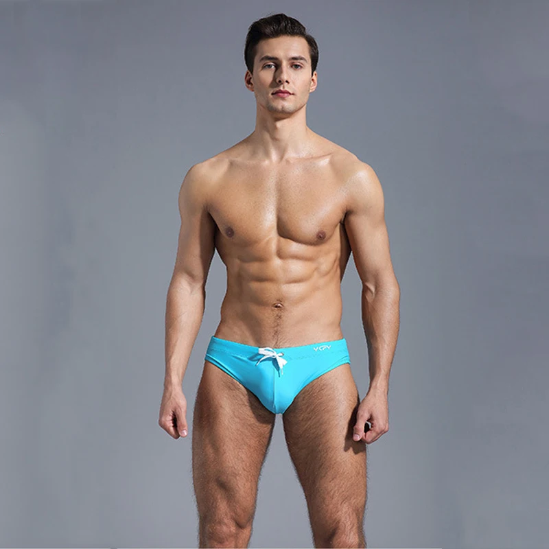 Однотонные черные белые синие красные желтые купальники мужские купальные