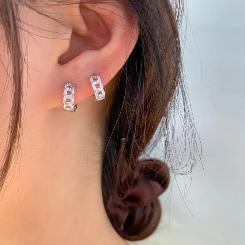 

Женские серьги-гвоздики из серебра 925 пробы в стиле хип-хоп и панк