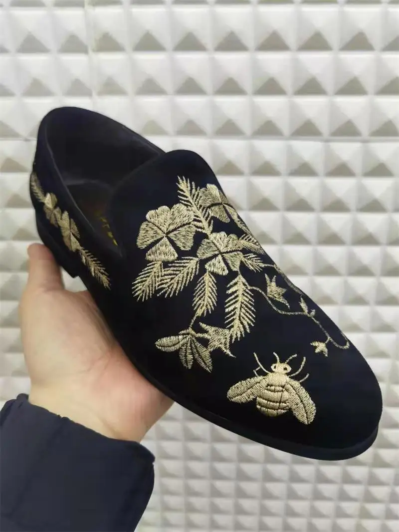 

2021 New Men's Shoes Fashion Casual Business High-end Black Suede Beautifully Embroidered Low-heel Comfortable Loafers 3KC199