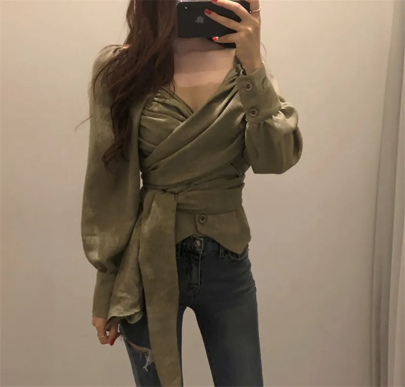 

Новинка 2020, осенняя рубашка для женщин, Элегантная Модная однотонная универсальная рубашка с v-образным вырезом, Сексуальные вечерние рубаш...