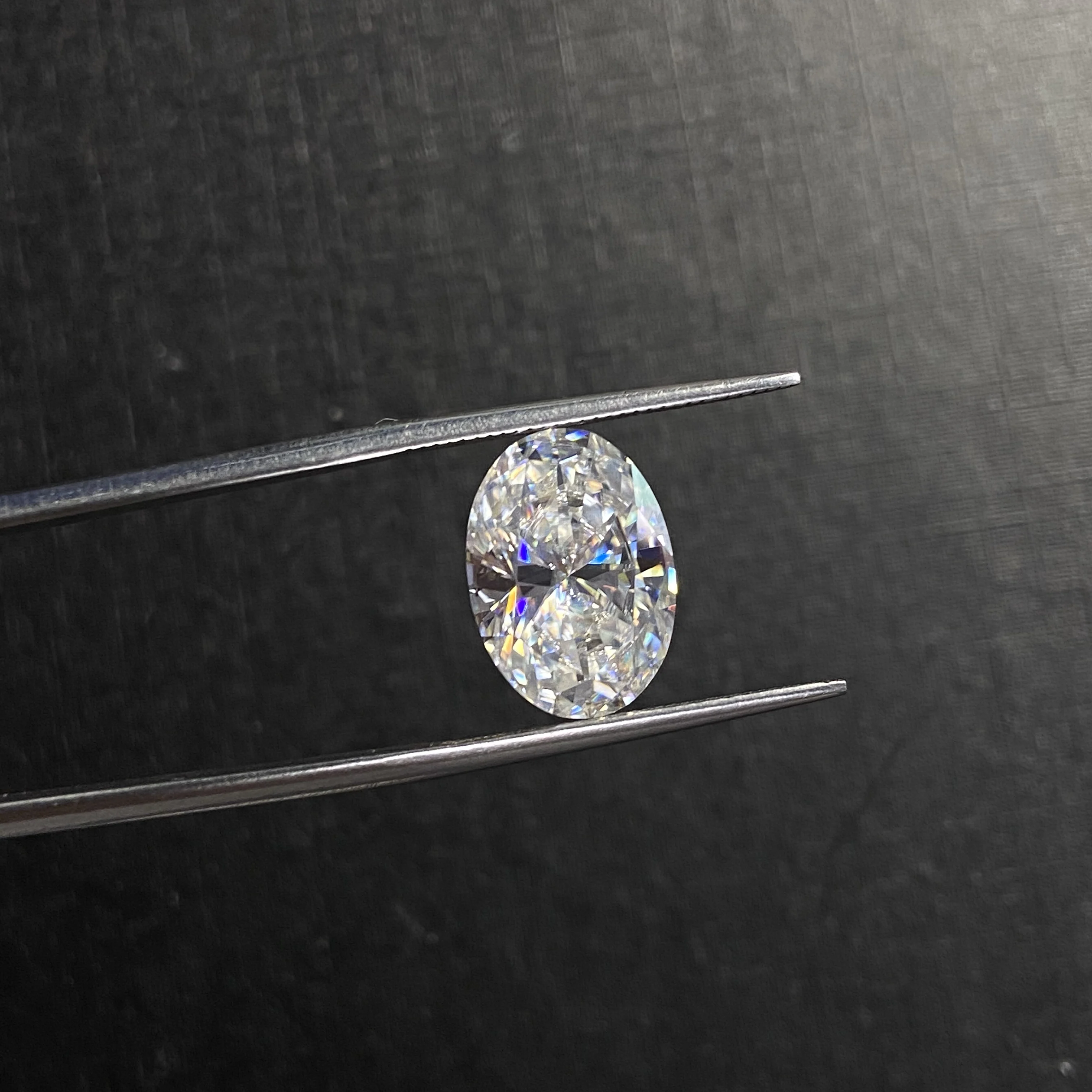 Искусственный бриллиант VVS 2 шт. овальный камень размером 5 х3 мм 0 3 карата D |