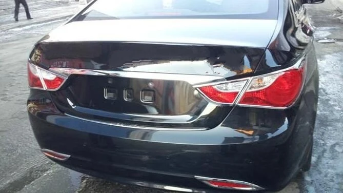 Декоративная накладка на переднюю фару автомобиля из АБС пластика + декоративная