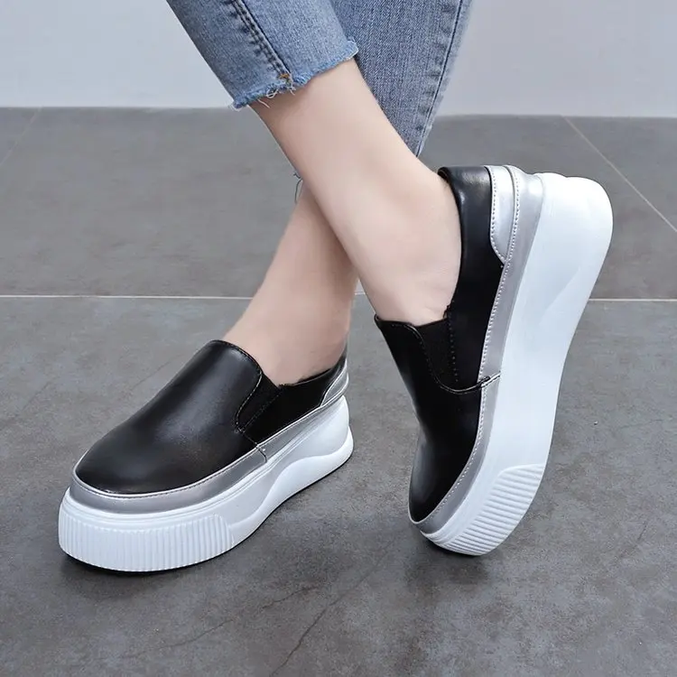 

Slip on White Platform Shoes for Women Sneakers Black Woman Vulcanize Shoes New Trends Loafers Women Fashion Female Shoes