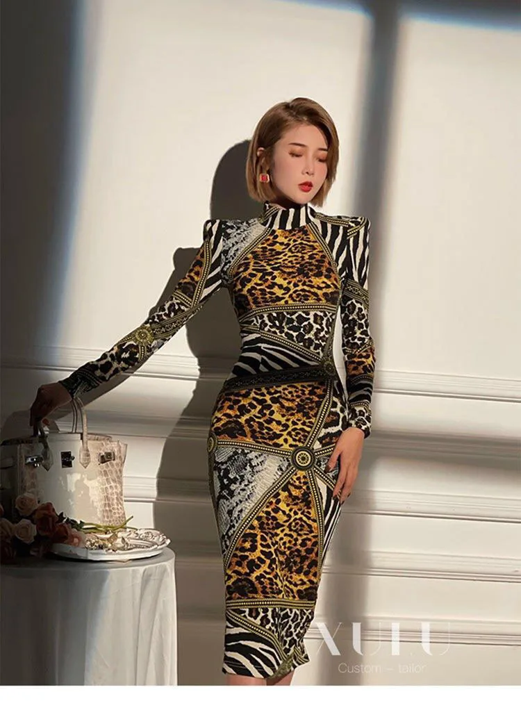 Дизайнерское винтажное платье миди с леопардовым принтом облегающее Клубное