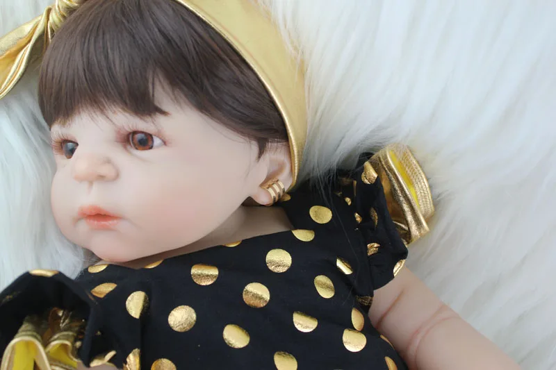 

55cm Full Silicone Body Reborn Baby Doll Toy Realistic Newborn Princess Babies Doll With Earring Girl Brinquedos Bathe Toy