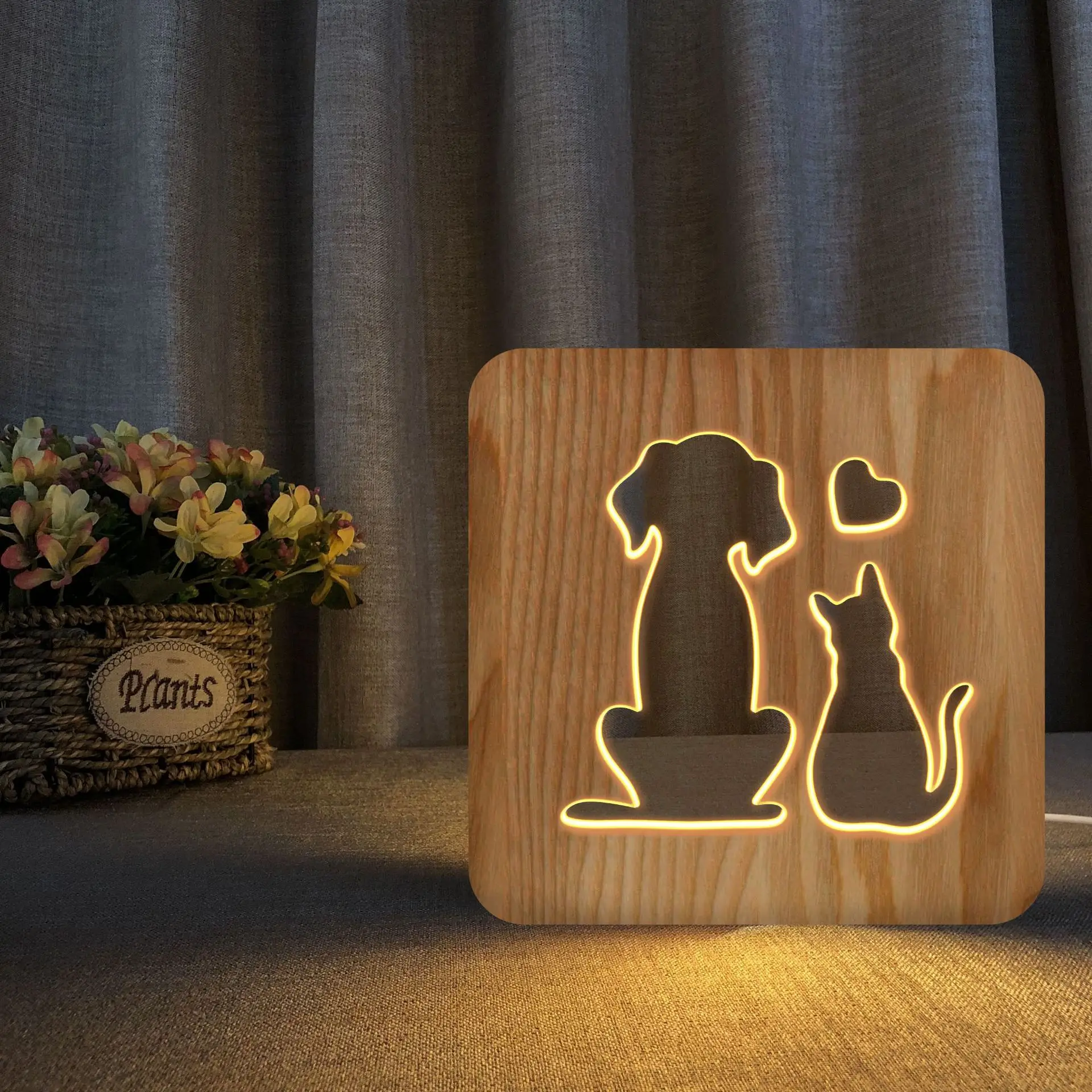 

Dogs and Cats Love Creative Wood Lamp Solid Wood Decorative Night Light Decorative Small Ornaments