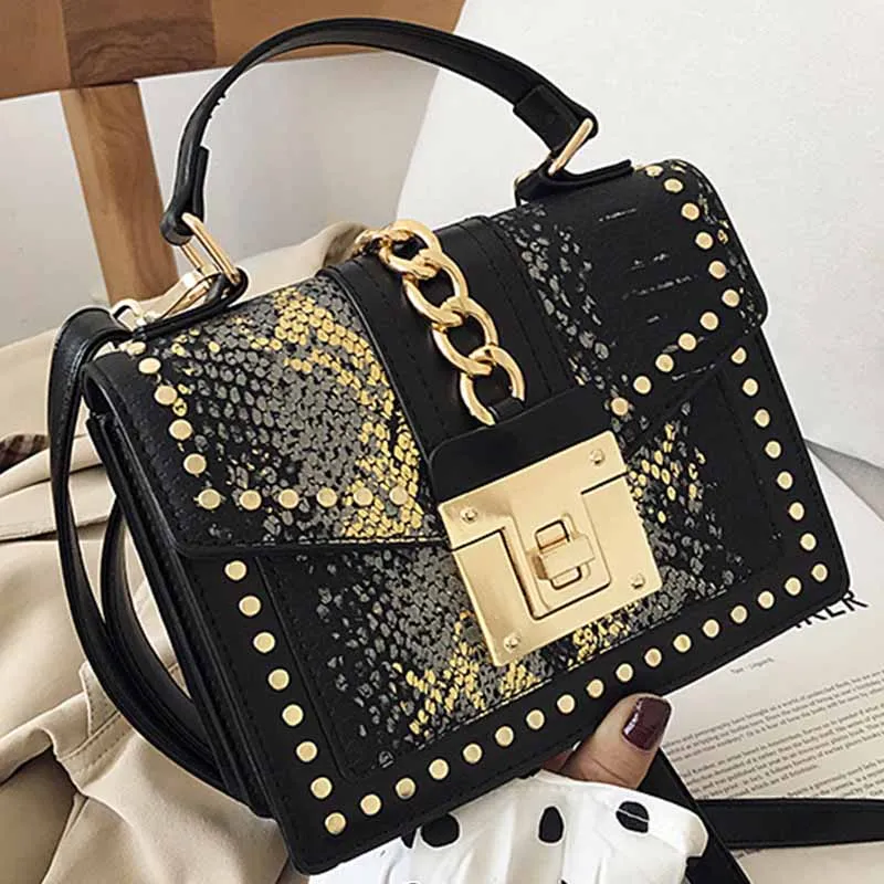 Модные сумки с заклепками и цепочками женские ручные 2020 роскошная маленькая