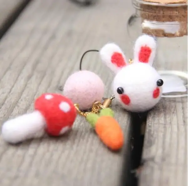 С аппликациями в виде кролика и морковки шерсть для валяния Вязание комплект