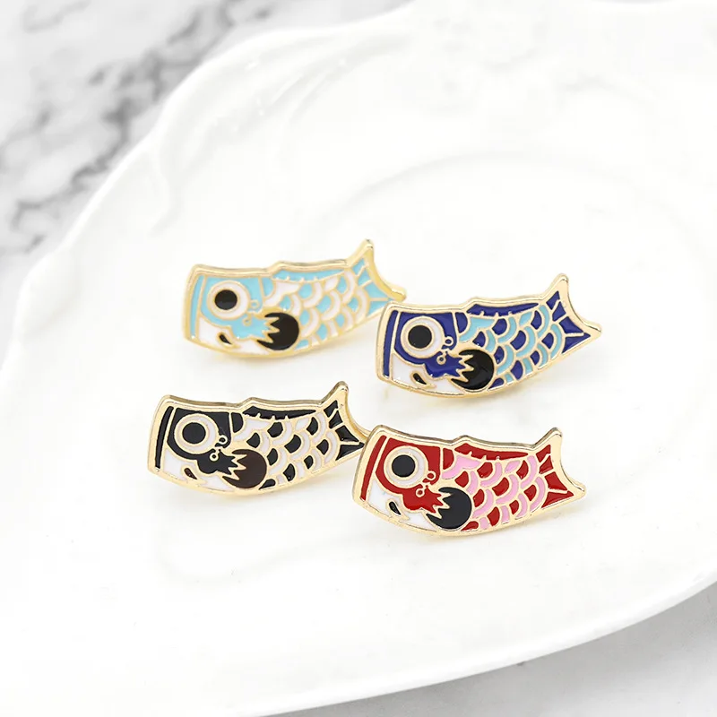 Япония Стиль металлический сплав Рыба кальмар эмалированный значок булавка из