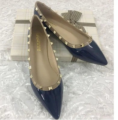 royal blue patent Г., женская обувь для взрослых, новинка, большие размеры 40, 46, 34, черные, белые блестящие женские туфли на плоской подошве с острым носком и заклепками без шнуровки - Цвет: royal blue patent