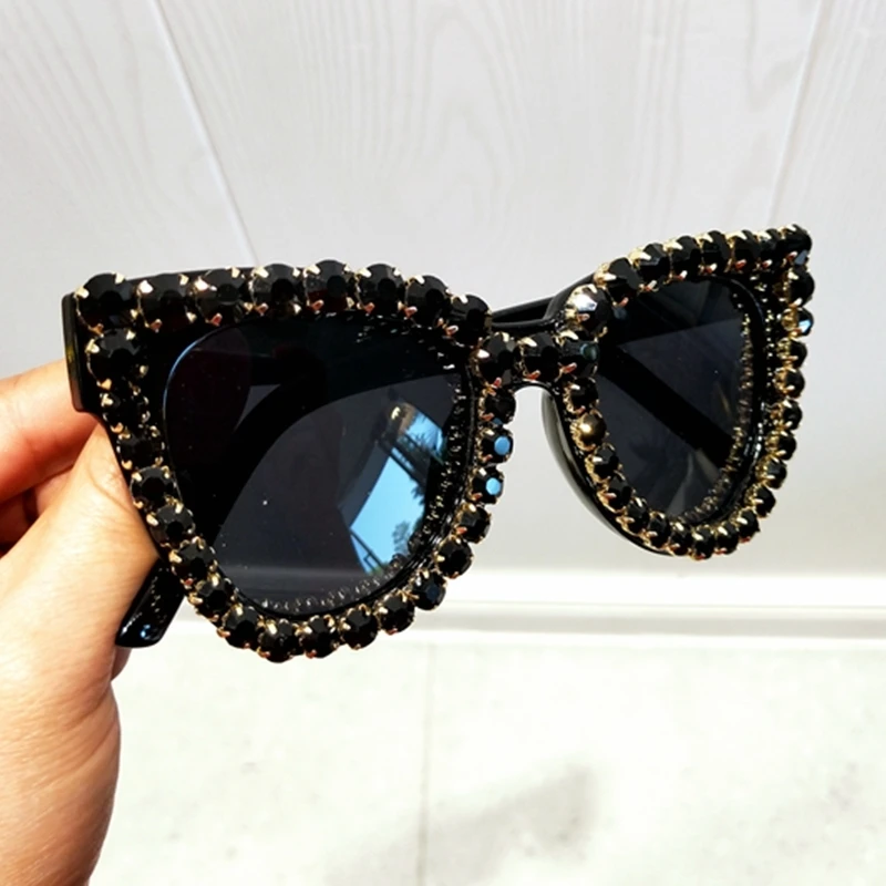 

Black Crystal Sunglasses Women Cat eye Vintage sunglasses Luxury Sun glasses for Woman Oversize Fashion Shade Gafas UV400